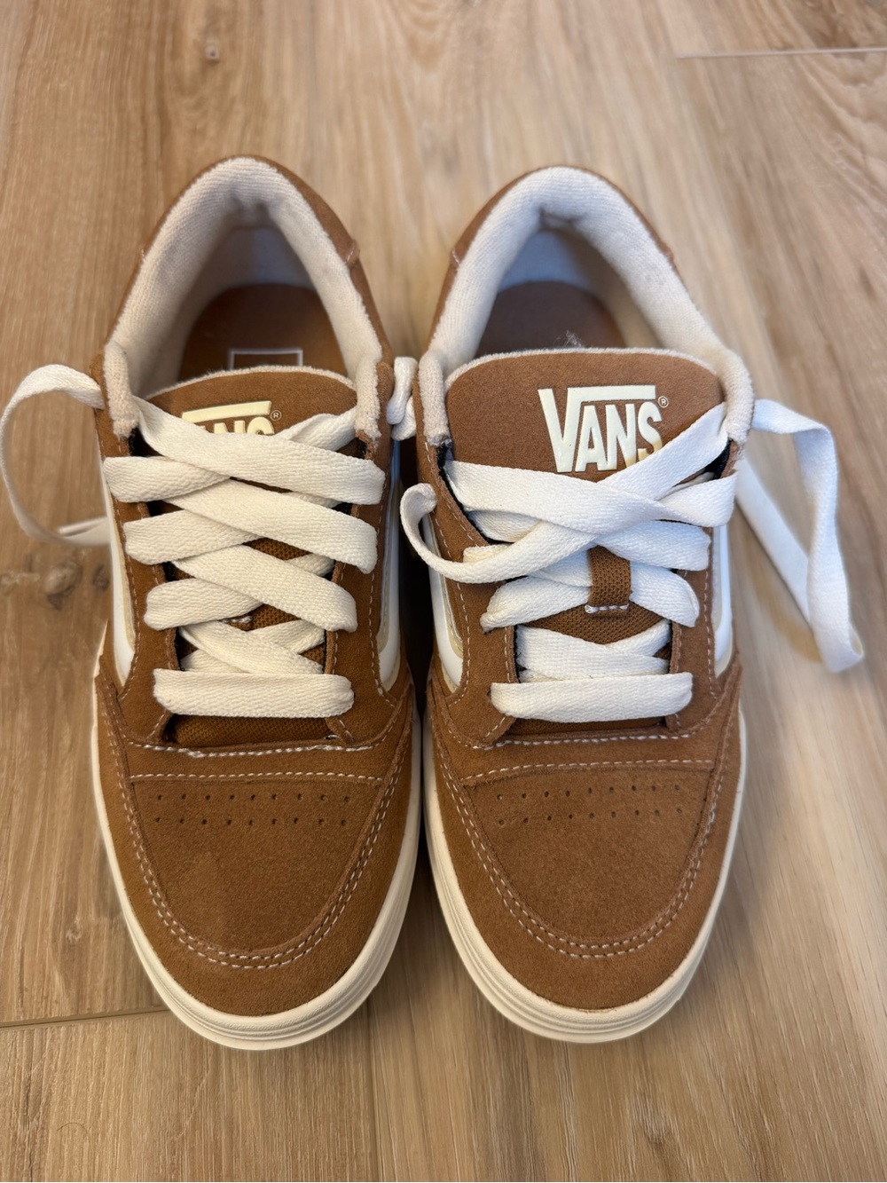Vans Lowland ComfyCush Shoes Women’s 6.5 Men’s 5 Brown Suede Cream Sneakers